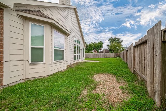 5703 Langham Dawn Lane, Houston, TX 77084