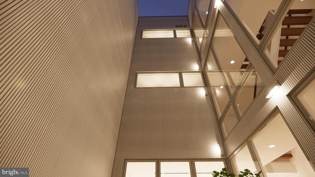 830 N 4TH ST, Philadelphia, PA 19123