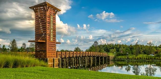 33135 SAND CREEK DRIVE, Wesley Chapel, FL 33543