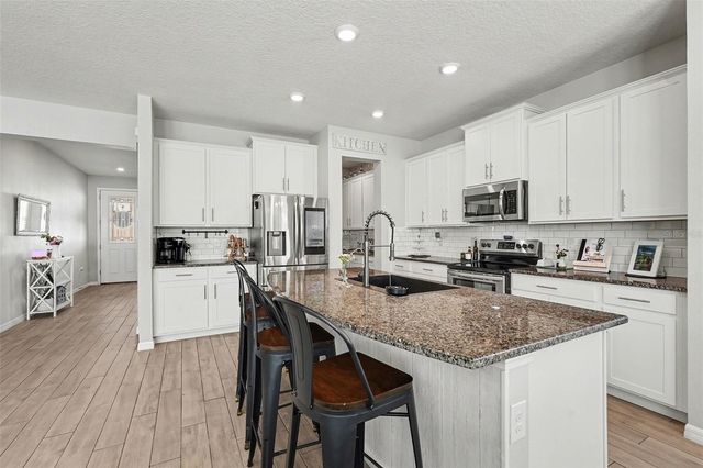 33135 SAND CREEK DRIVE, Wesley Chapel, FL 33543