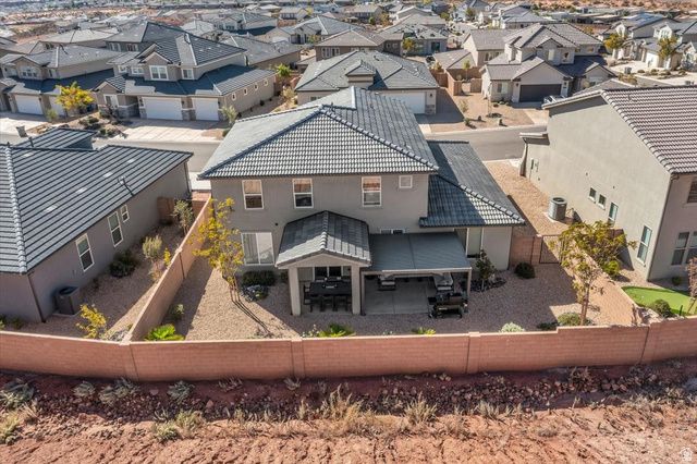 1426 N RUSTICO DR, Washington, UT 84780