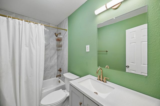 1216 Bluebird Lane, Garland, TX 75042