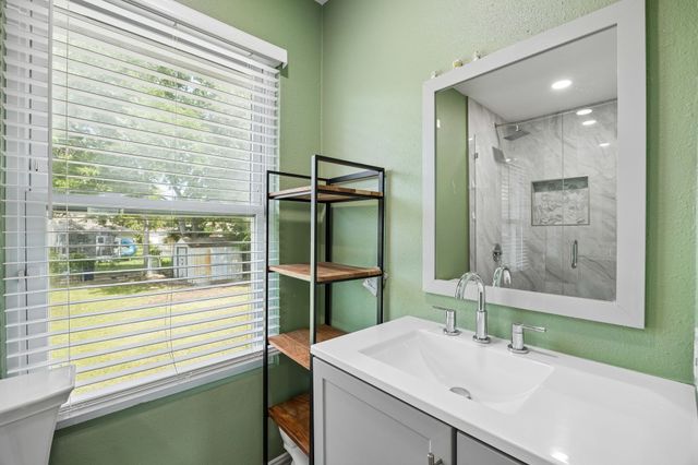 1216 Bluebird Lane, Garland, TX 75042