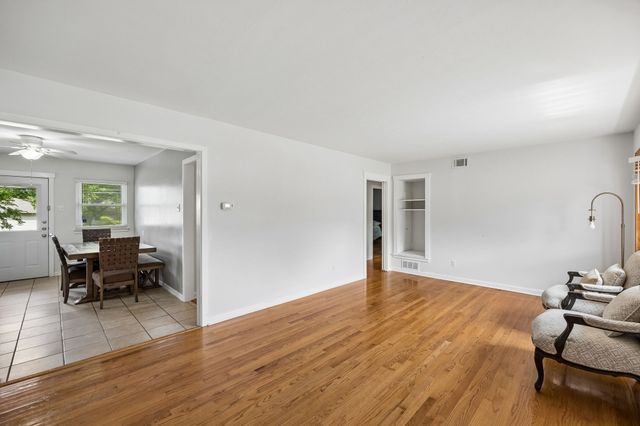 1216 Bluebird Lane, Garland, TX 75042