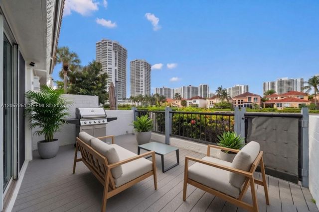 3750 NE 209th Terrace, Aventura, FL 33180