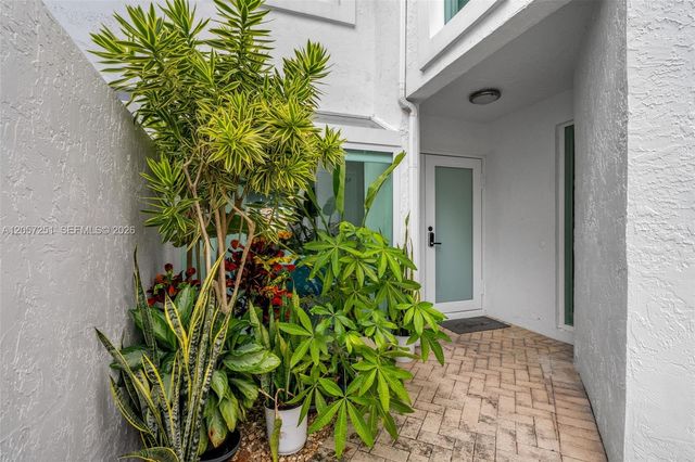 3750 NE 209th Terrace, Aventura, FL 33180
