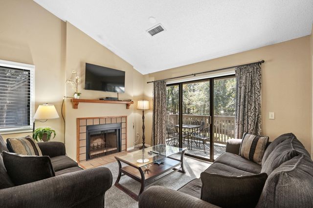 203 Baslow Ct Apt 16D, Myrtle Beach, SC 29572