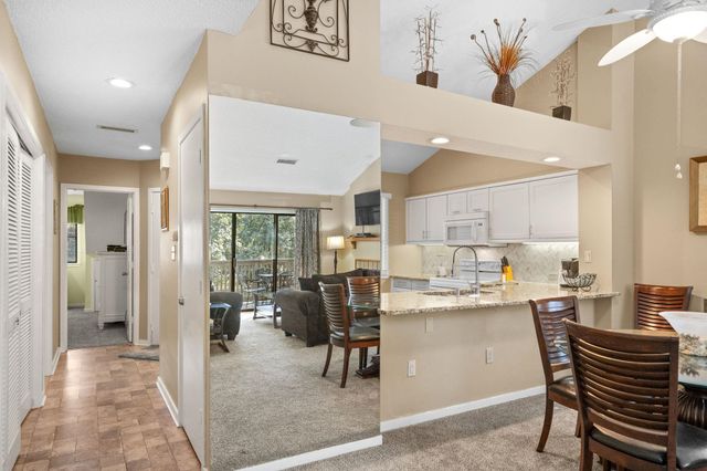 203 Baslow Ct Apt 16D, Myrtle Beach, SC 29572