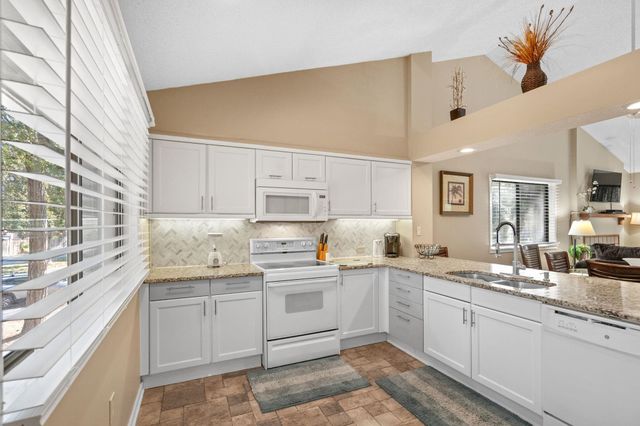 203 Baslow Ct Apt 16D, Myrtle Beach, SC 29572