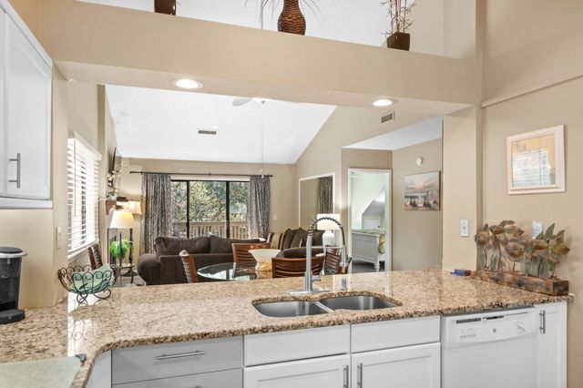 203 Baslow Ct Apt 16D, Myrtle Beach, SC 29572