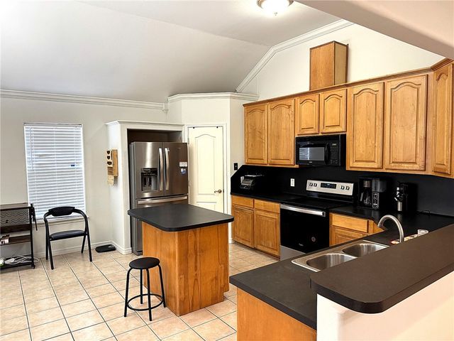 2534 Bevecrest Dr, Corpus Christi, TX 78415