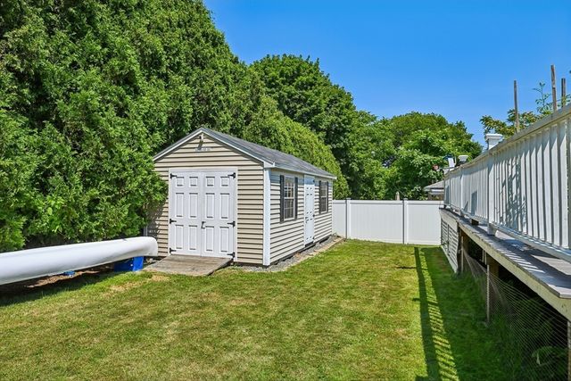 34 Duston Dr, Methuen, MA 01844