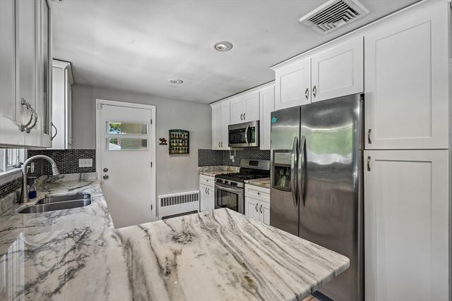 34 Duston Dr, Methuen, MA 01844