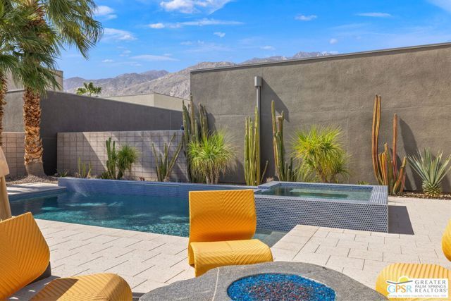 1065 Dane Drive, Palm Springs, CA 92262
