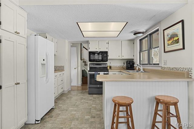 51 Berkshire Drive, Washington, MO 63090