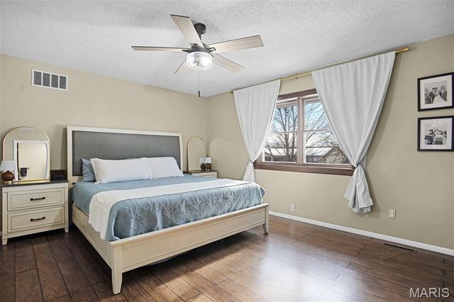 51 Berkshire Drive, Washington, MO 63090