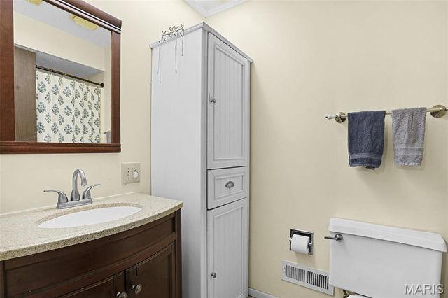 51 Berkshire Drive, Washington, MO 63090