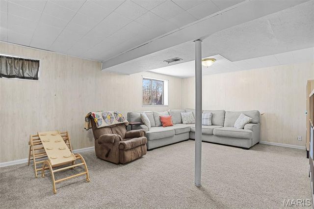 51 Berkshire Drive, Washington, MO 63090