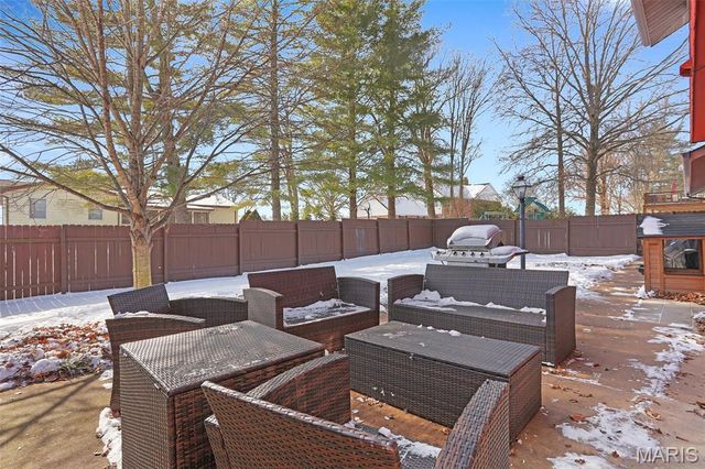 51 Berkshire Drive, Washington, MO 63090