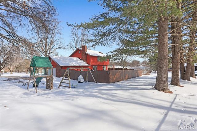 51 Berkshire Drive, Washington, MO 63090