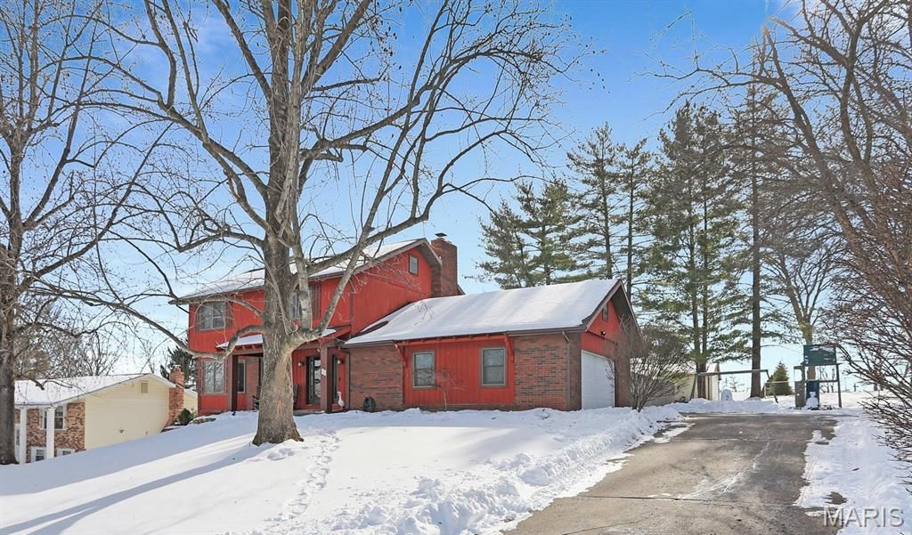 51 Berkshire Drive, Washington, MO 63090