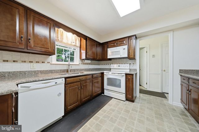 20011 CHERRY HILL CIR, Hagerstown, MD 21742