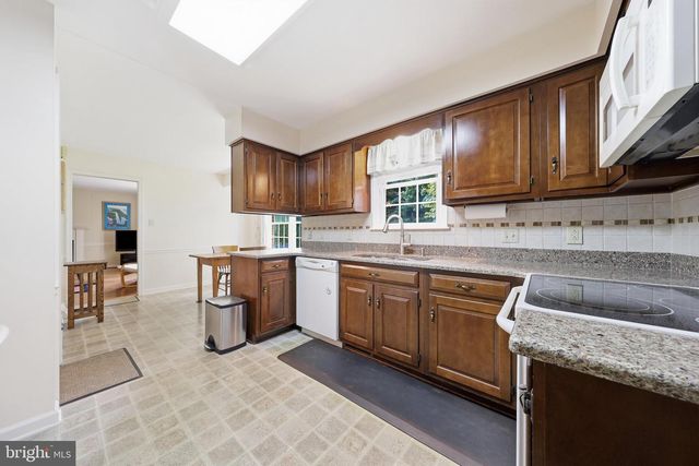 20011 CHERRY HILL CIR, Hagerstown, MD 21742