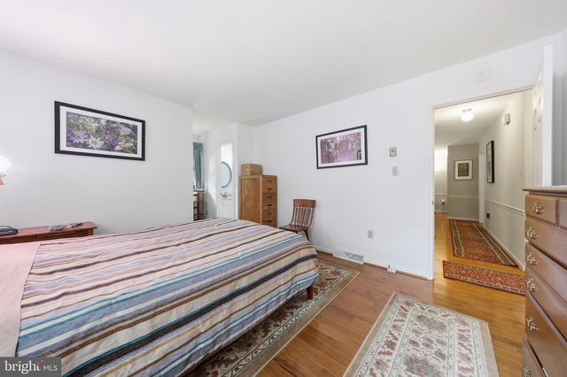 20011 CHERRY HILL CIR, Hagerstown, MD 21742