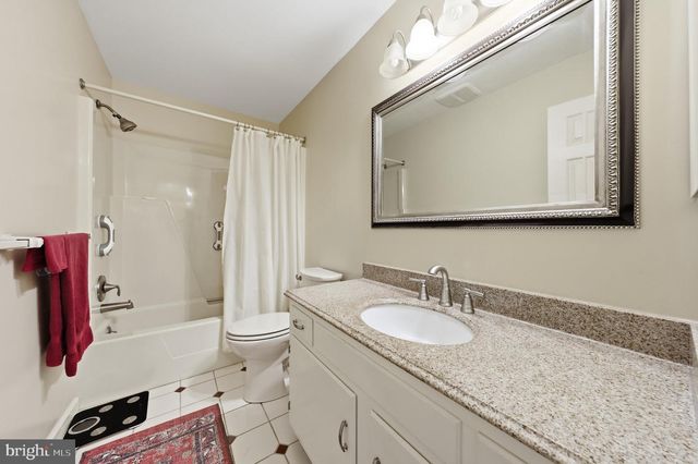 20011 CHERRY HILL CIR, Hagerstown, MD 21742