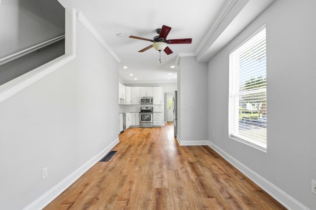 396 E Mithoff Street, Columbus, OH 43206