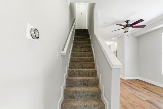 396 E Mithoff Street, Columbus, OH 43206