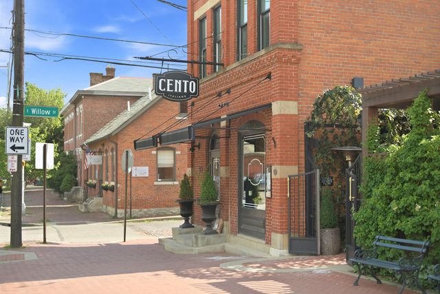 396 E Mithoff Street, Columbus, OH 43206