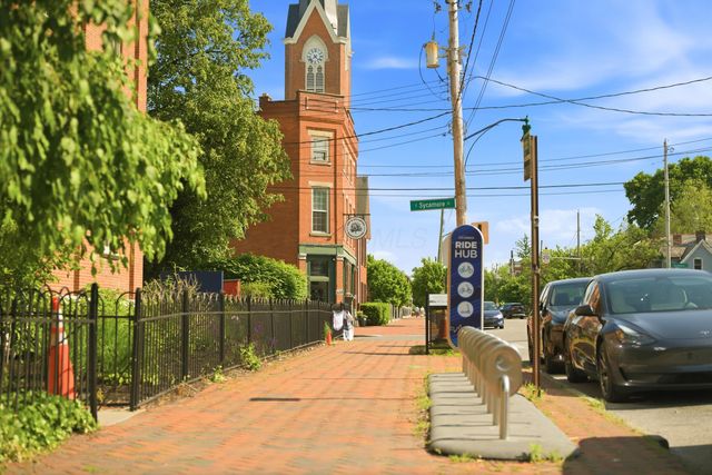 396 E Mithoff Street, Columbus, OH 43206