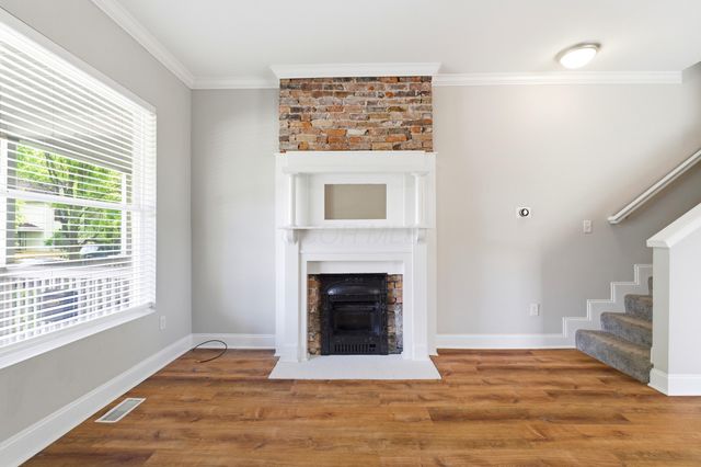 396 E Mithoff Street, Columbus, OH 43206