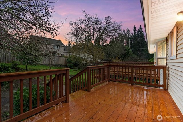 16709 58th Place W, Lynnwood, WA 98037