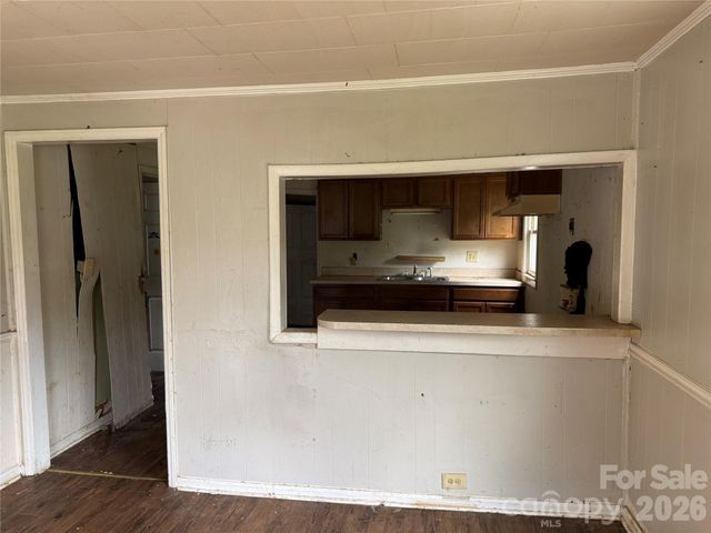 712 N Myrtle Street, Gastonia, NC 28052