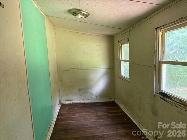712 N Myrtle Street, Gastonia, NC 28052