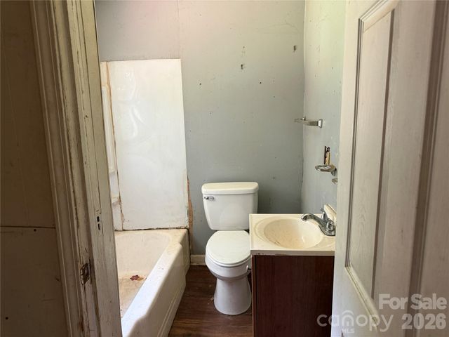 712 N Myrtle Street, Gastonia, NC 28052