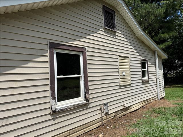 712 N Myrtle Street, Gastonia, NC 28052