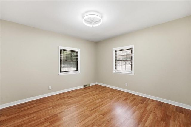 2012 S Ralston Avenue, Independence, MO 64052