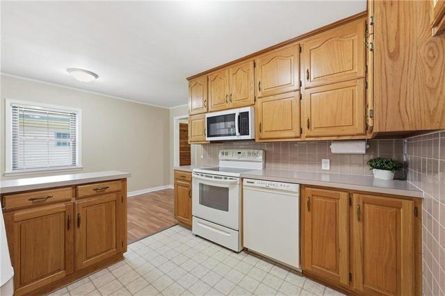 2012 S Ralston Avenue, Independence, MO 64052