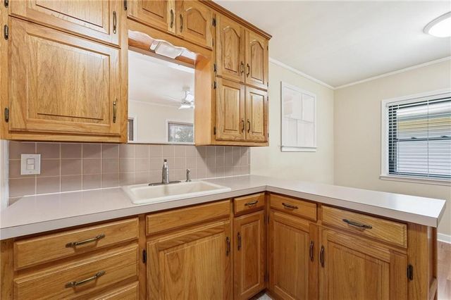 2012 S Ralston Avenue, Independence, MO 64052