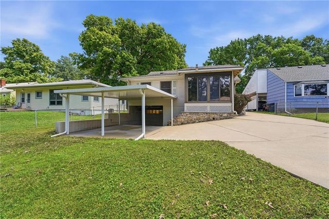 2012 S Ralston Avenue, Independence, MO 64052