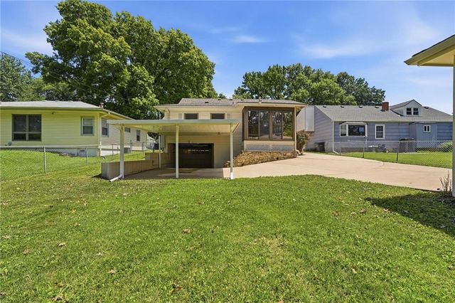 2012 S Ralston Avenue, Independence, MO 64052