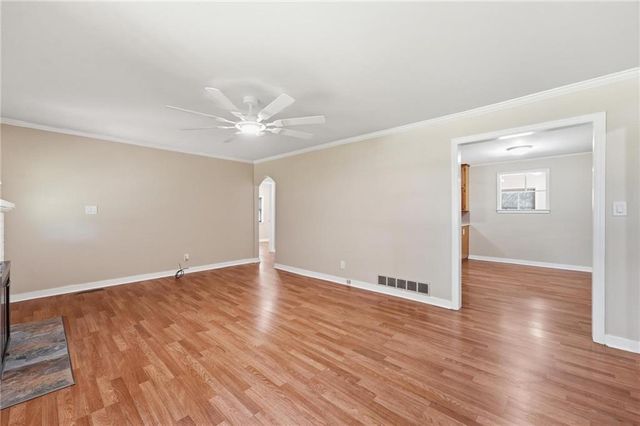 2012 S Ralston Avenue, Independence, MO 64052