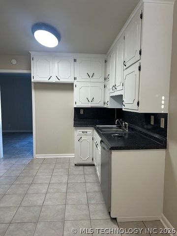 6966 E 20th Place, Tulsa, OK 74112