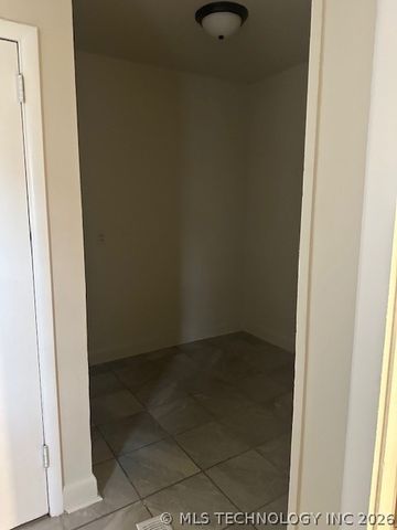 6966 E 20th Place, Tulsa, OK 74112