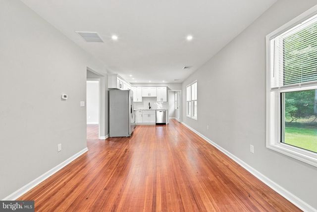 107 BROAD AVE, Ewing, NJ 08618