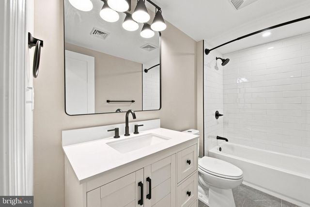 107 BROAD AVE, Ewing, NJ 08618