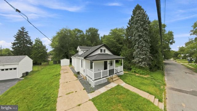 107 BROAD AVE, Ewing, NJ 08618